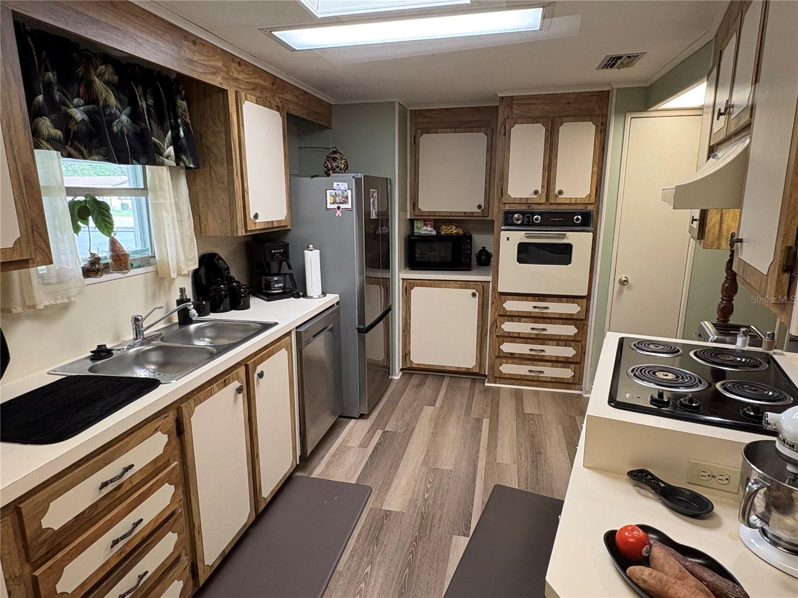 BROOKRIDGE COMM - Residential