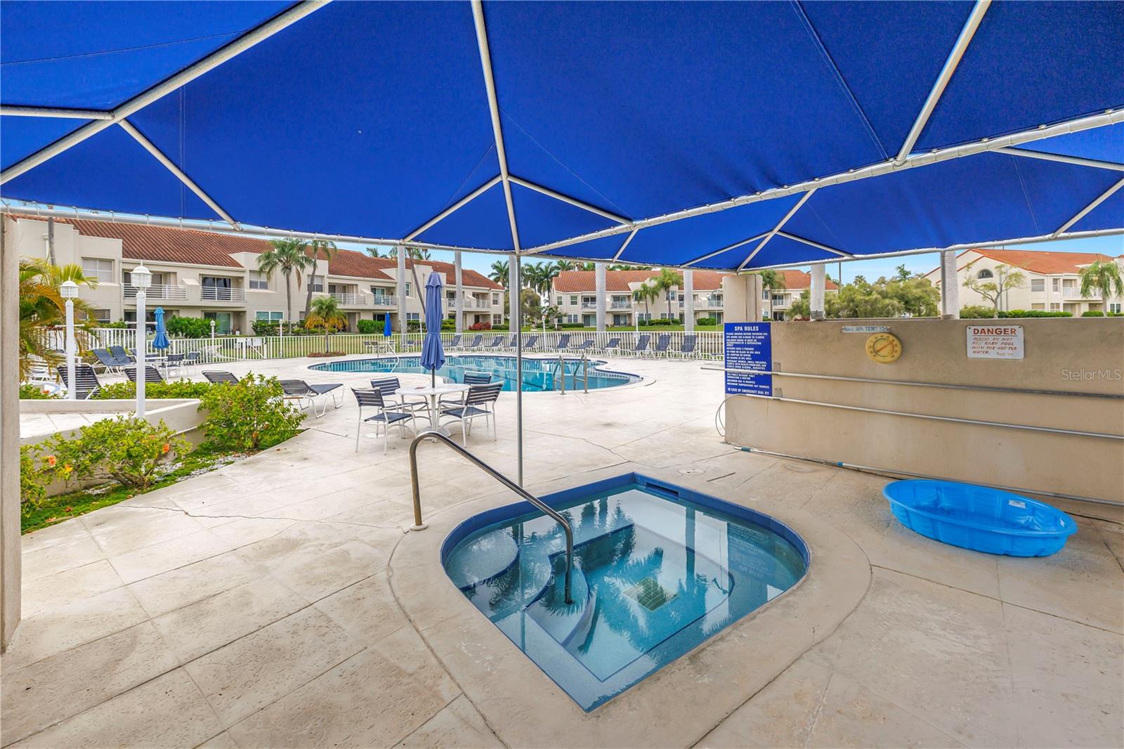 VISTA VERDE WEST - Residential