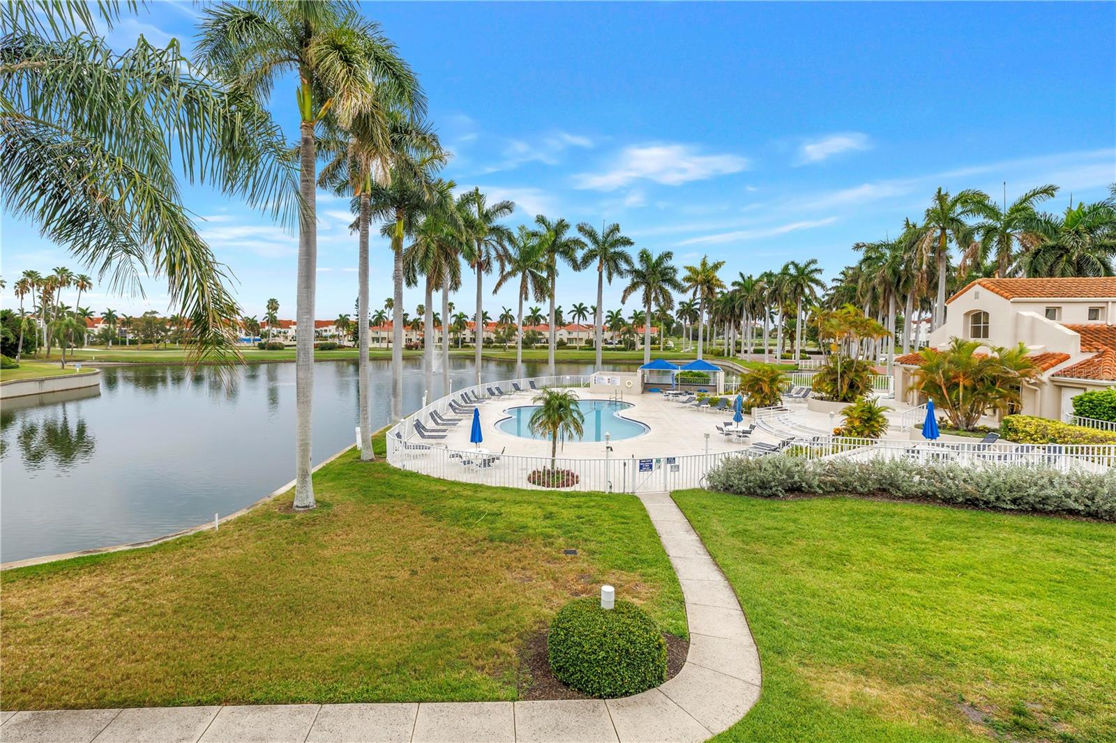 VISTA VERDE WEST - Residential