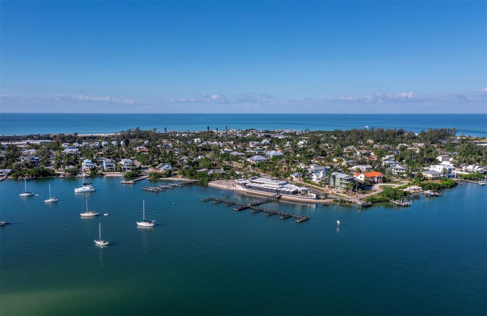 LONGBEACH ON LONGBOAT KEY - Land