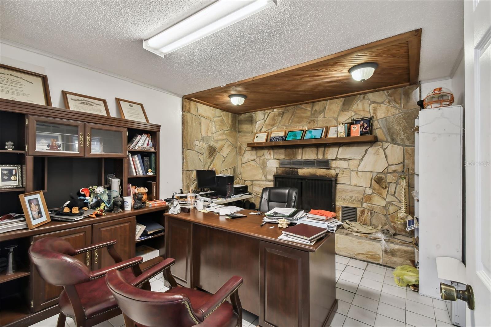 GOLDEN ACRES - Commercial Sale