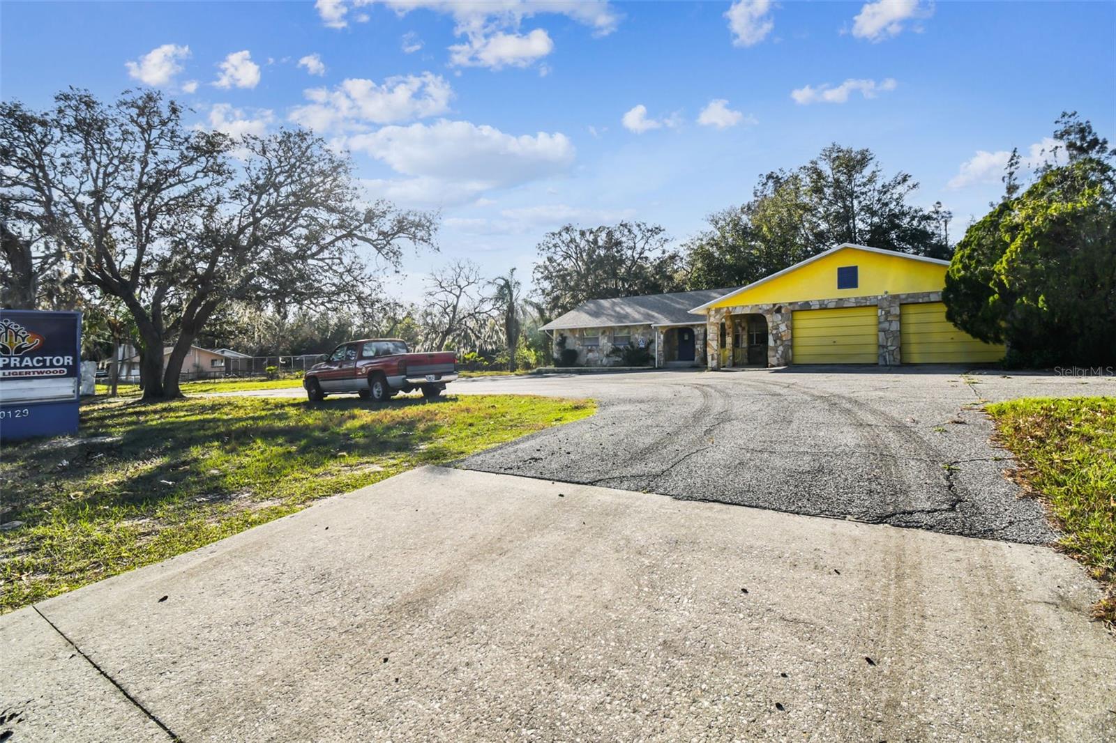 GOLDEN ACRES - Commercial Sale