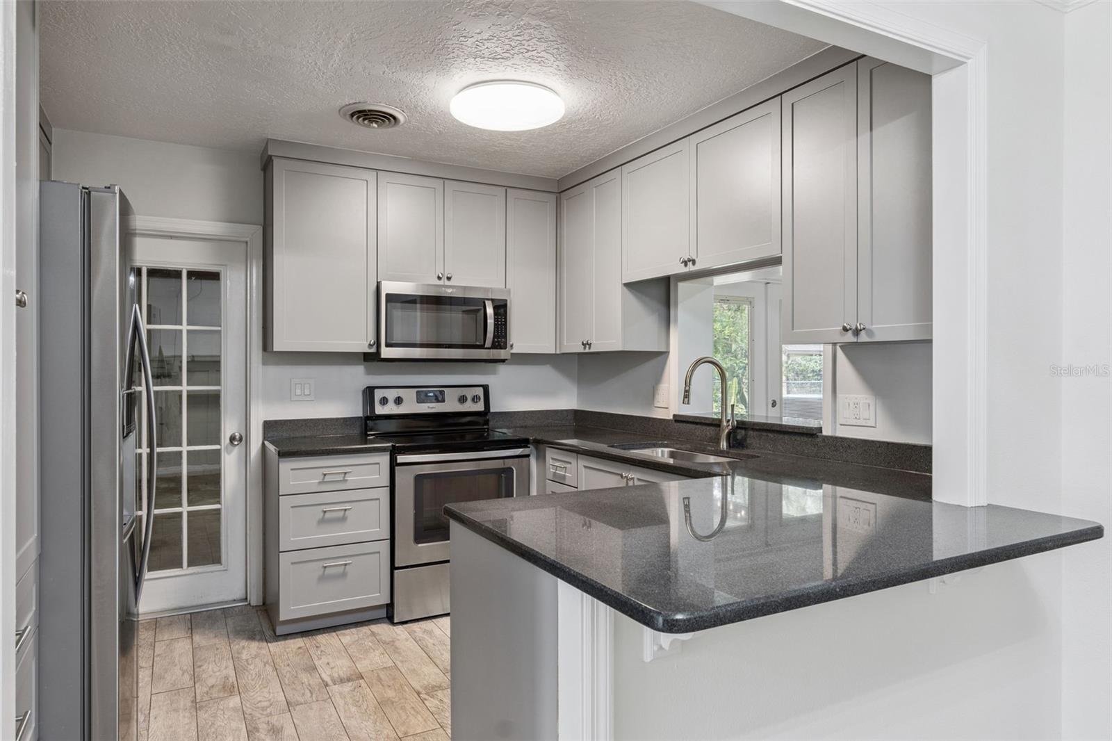 ENGLISH ESTATES UNIT 2 - Residential