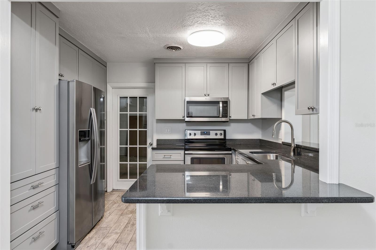 ENGLISH ESTATES UNIT 2 - Residential