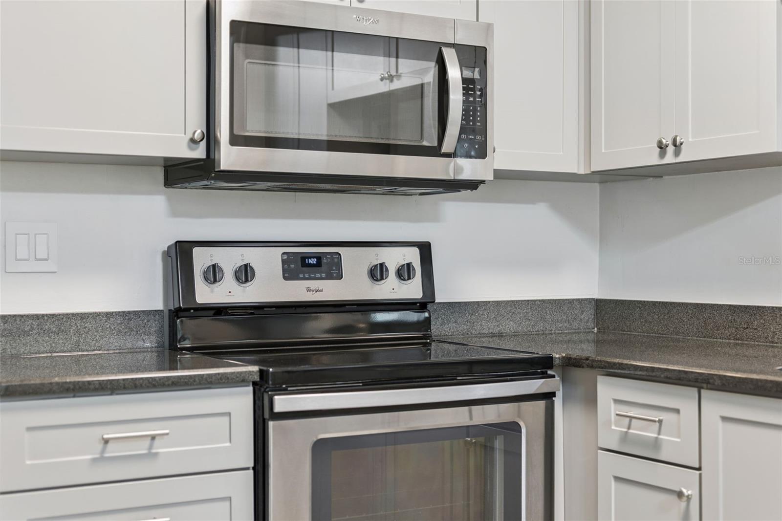 ENGLISH ESTATES UNIT 2 - Residential