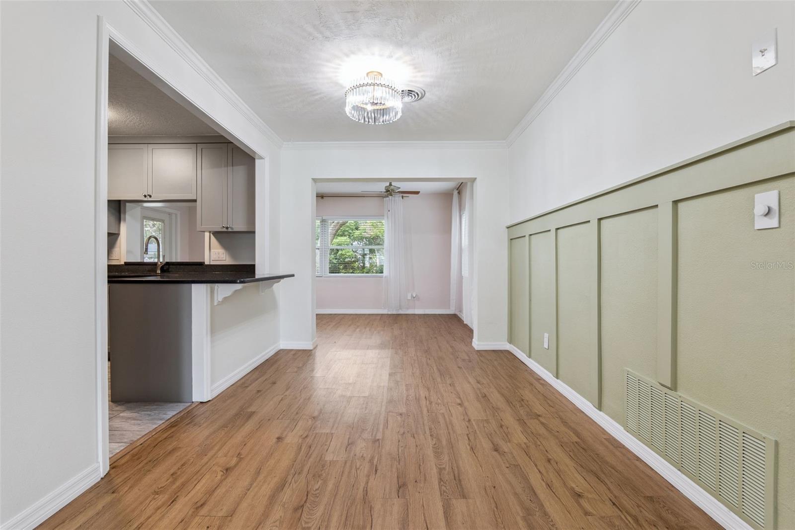 ENGLISH ESTATES UNIT 2 - Residential