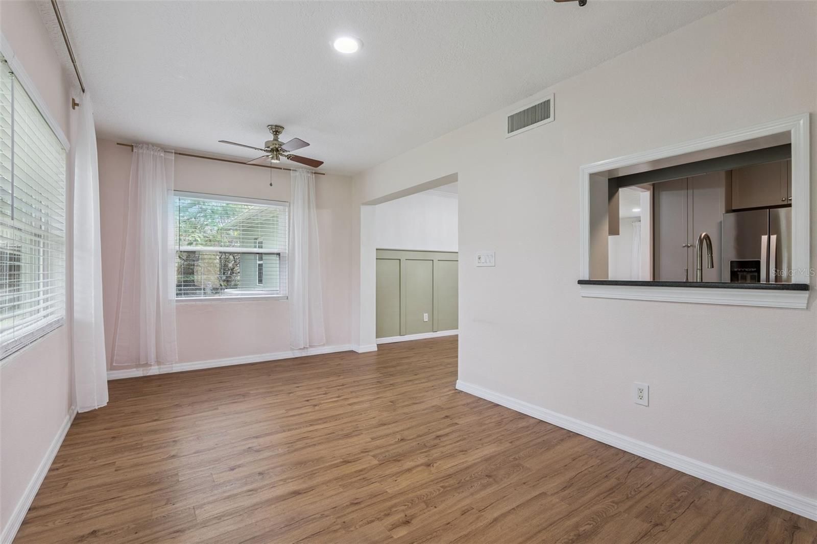 ENGLISH ESTATES UNIT 2 - Residential