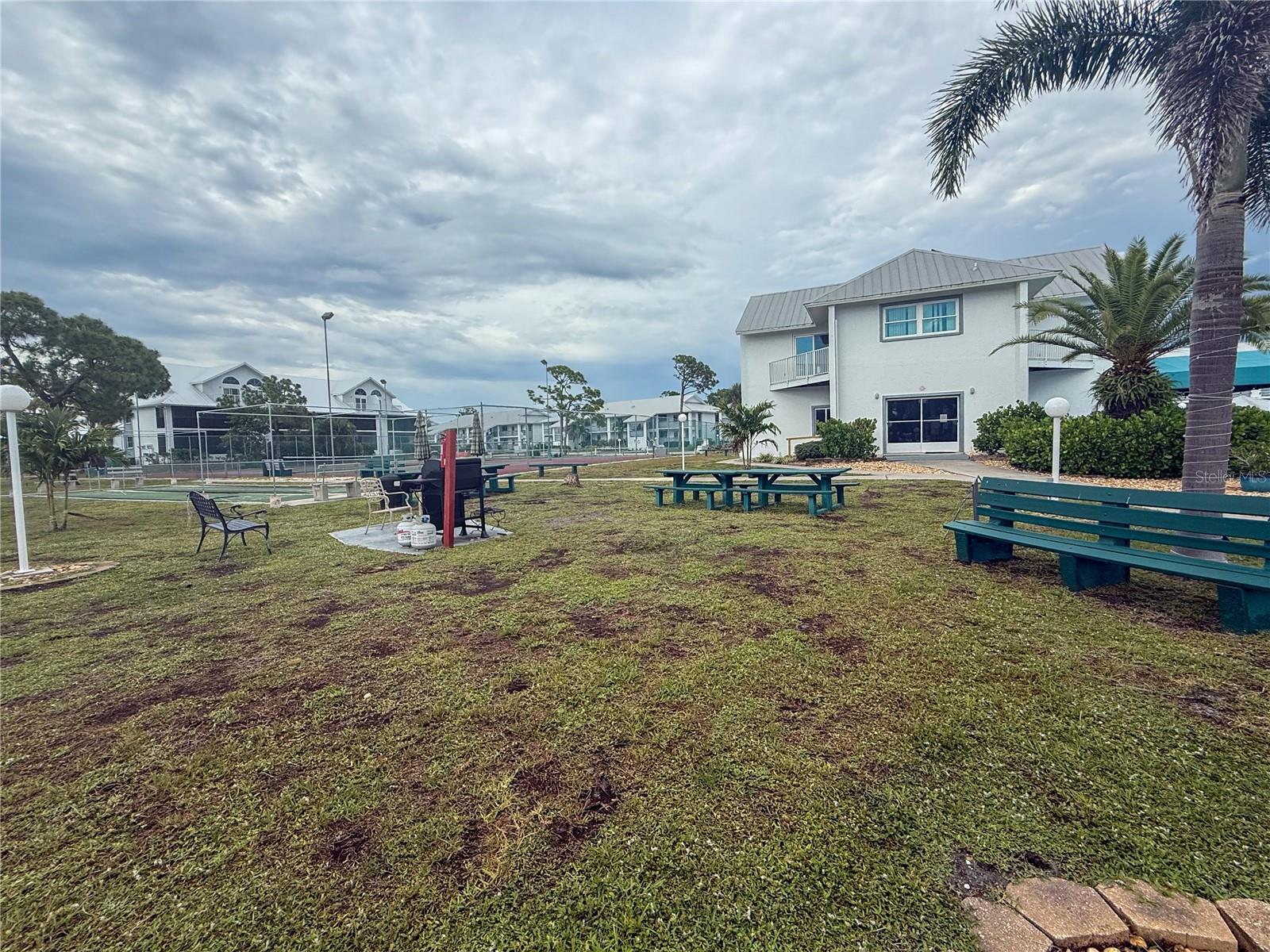 FIDDLERS GREEN 02 PH 02 BLDG 01 - Residential