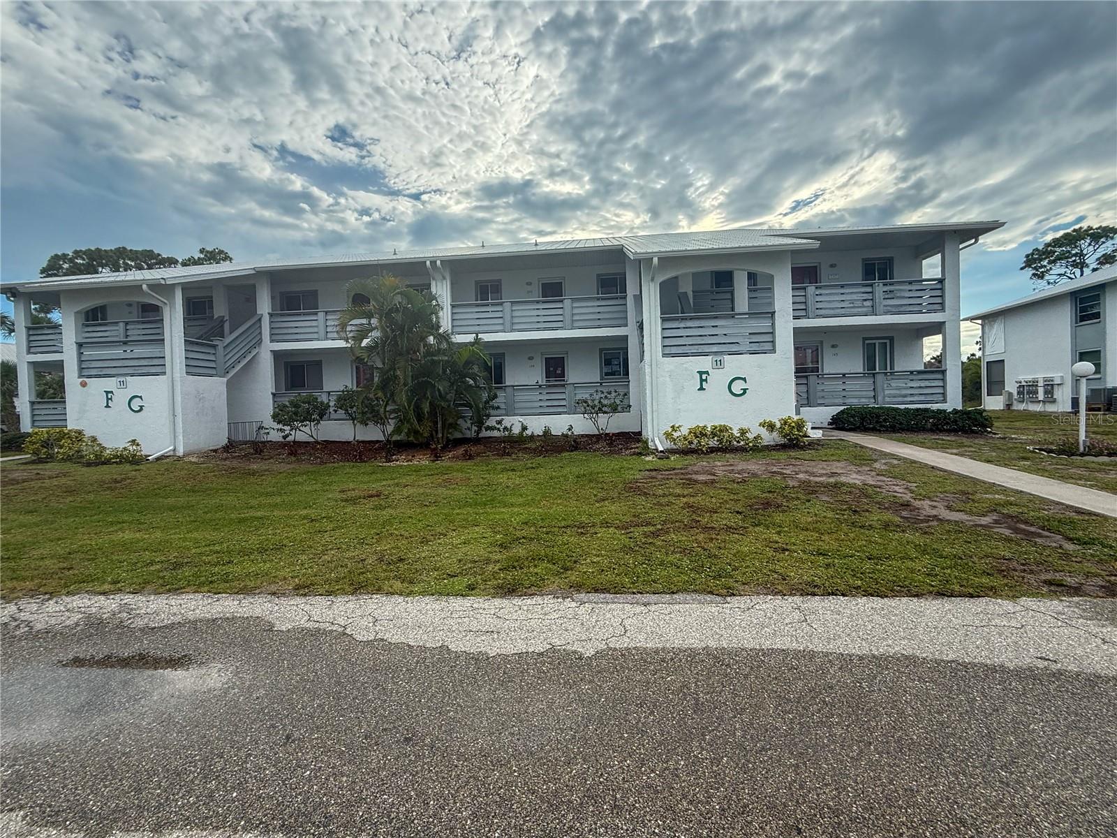 FIDDLERS GREEN 02 PH 02 BLDG 01 - Residential
