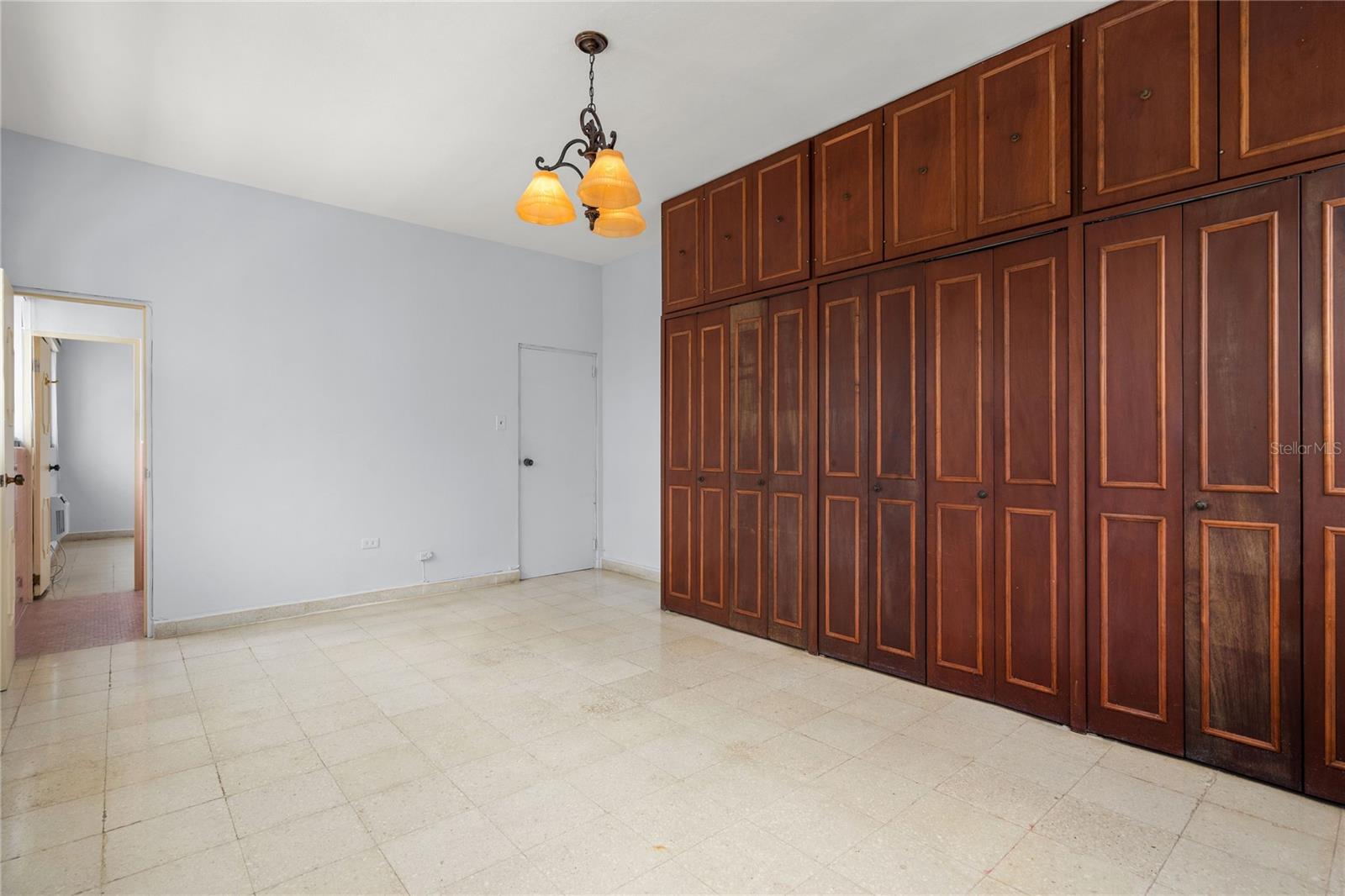 CONDADO KING'S TERRACE - Residential