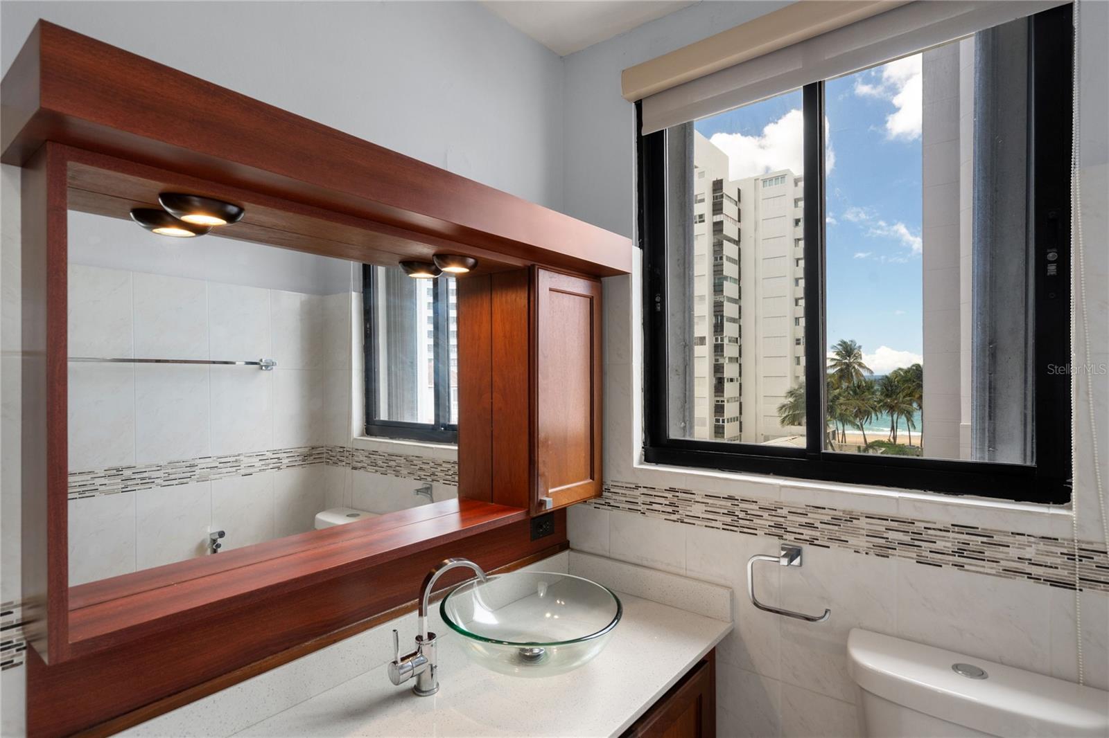 CONDADO KING'S TERRACE - Residential