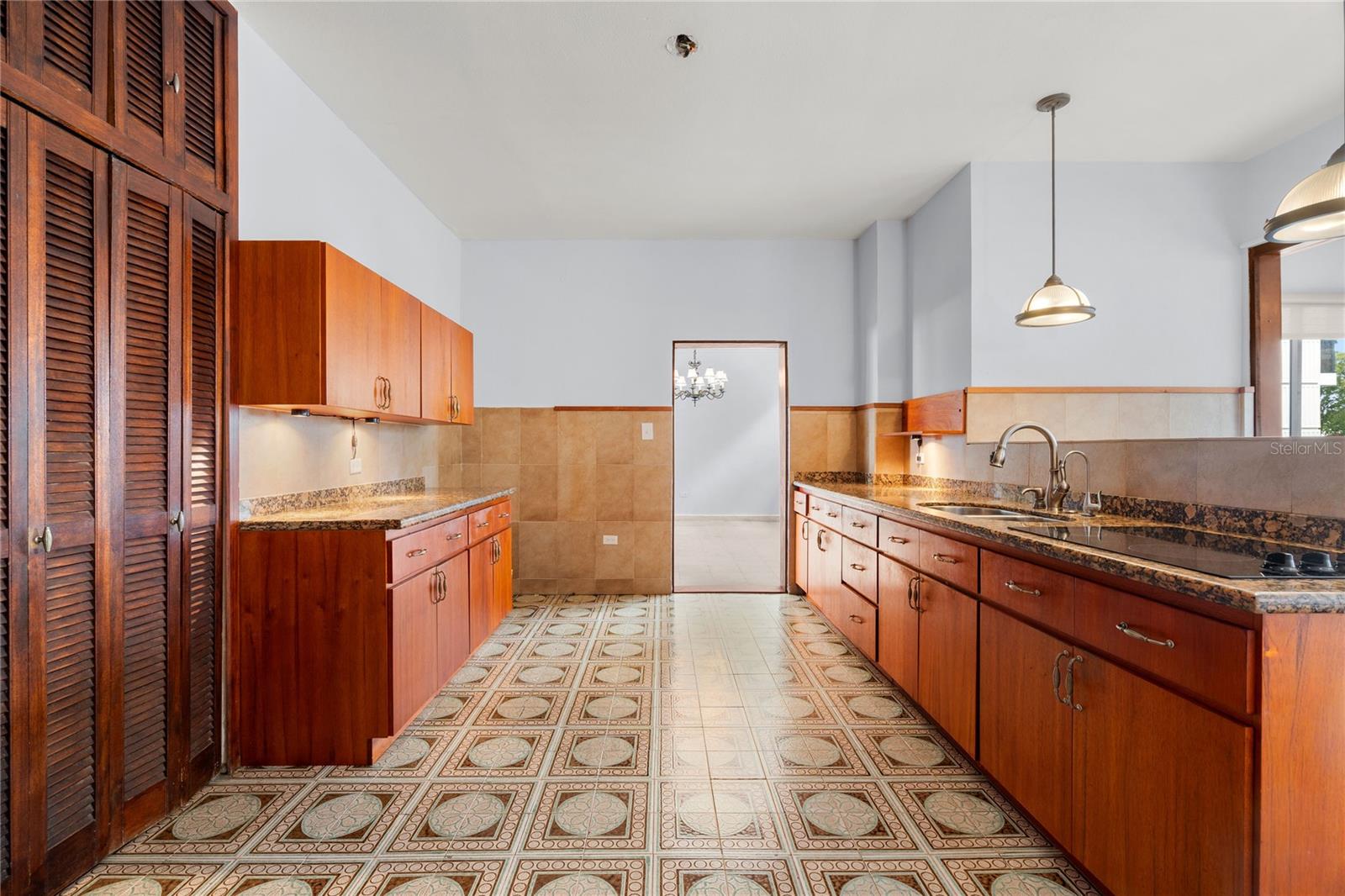 CONDADO KING'S TERRACE - Residential