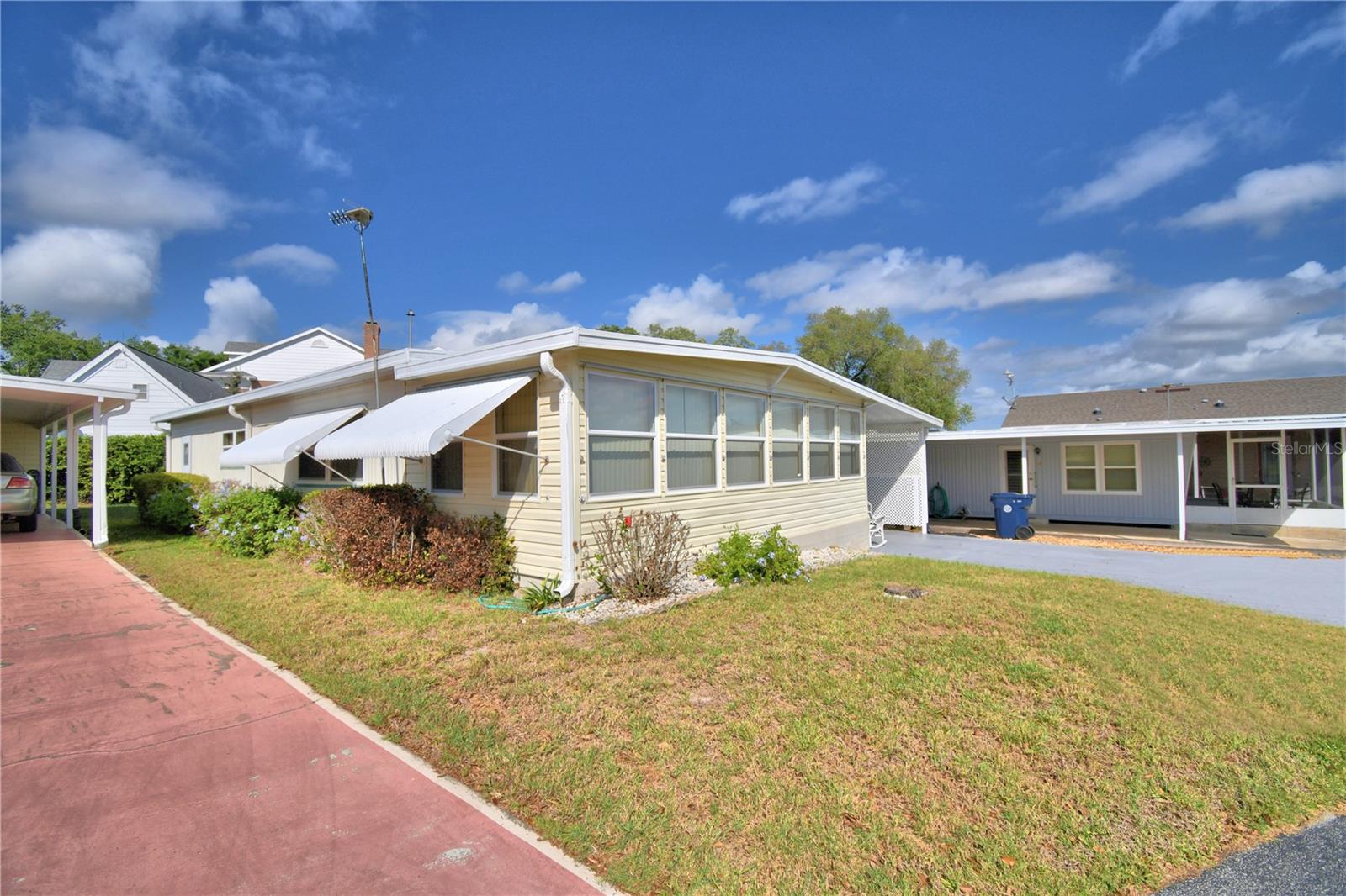 ARIANA SHORES MHP - Residential
