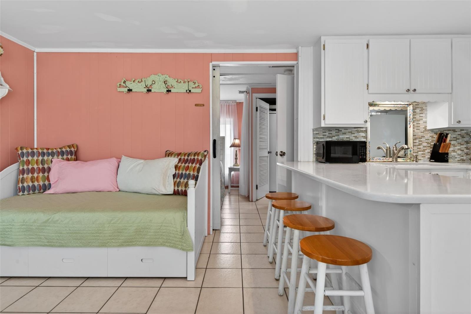 LONGBEACH REV OF R P JORDANS SUB - Residential