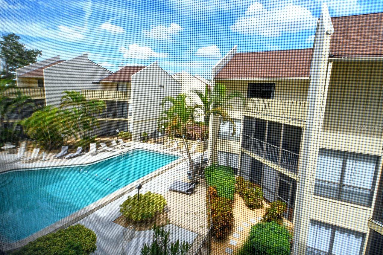 BAY OAKS - Residential