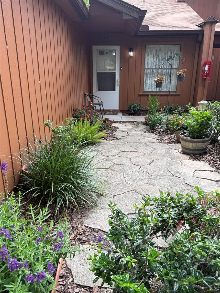 OAKBROOK VILLAGE - Residential
