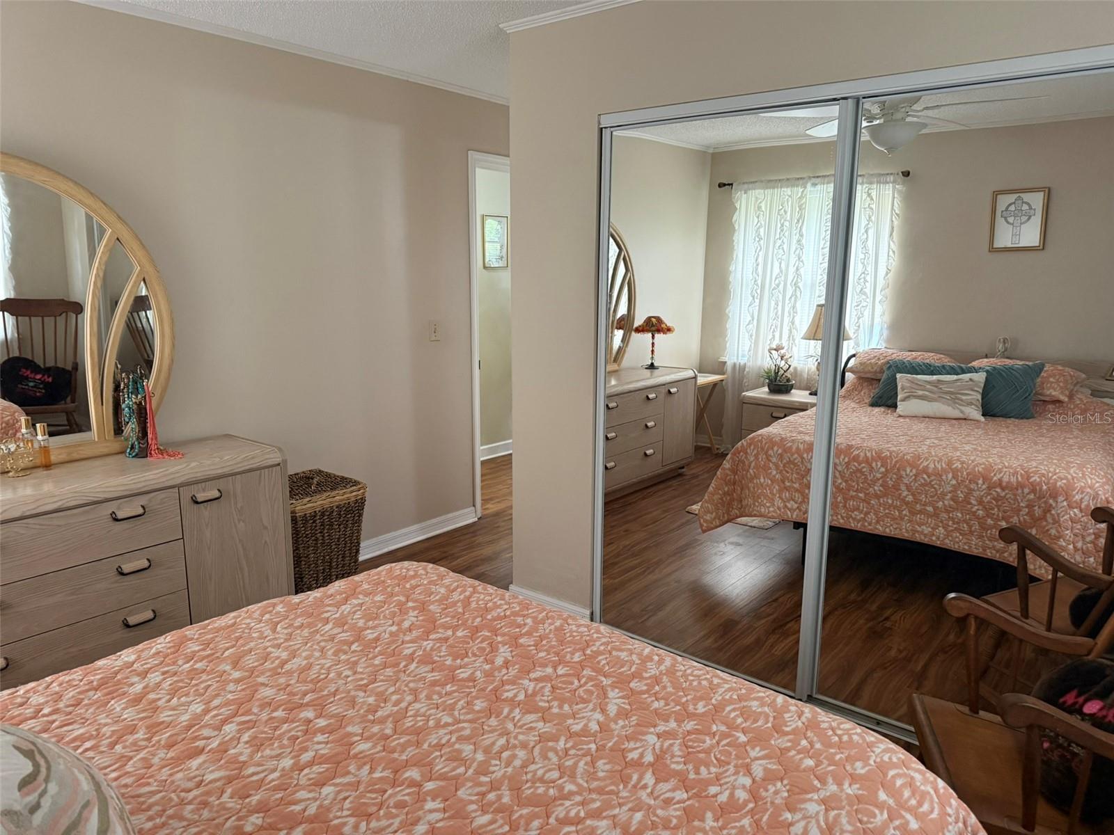 OAKBROOK VILLAGE - Residential