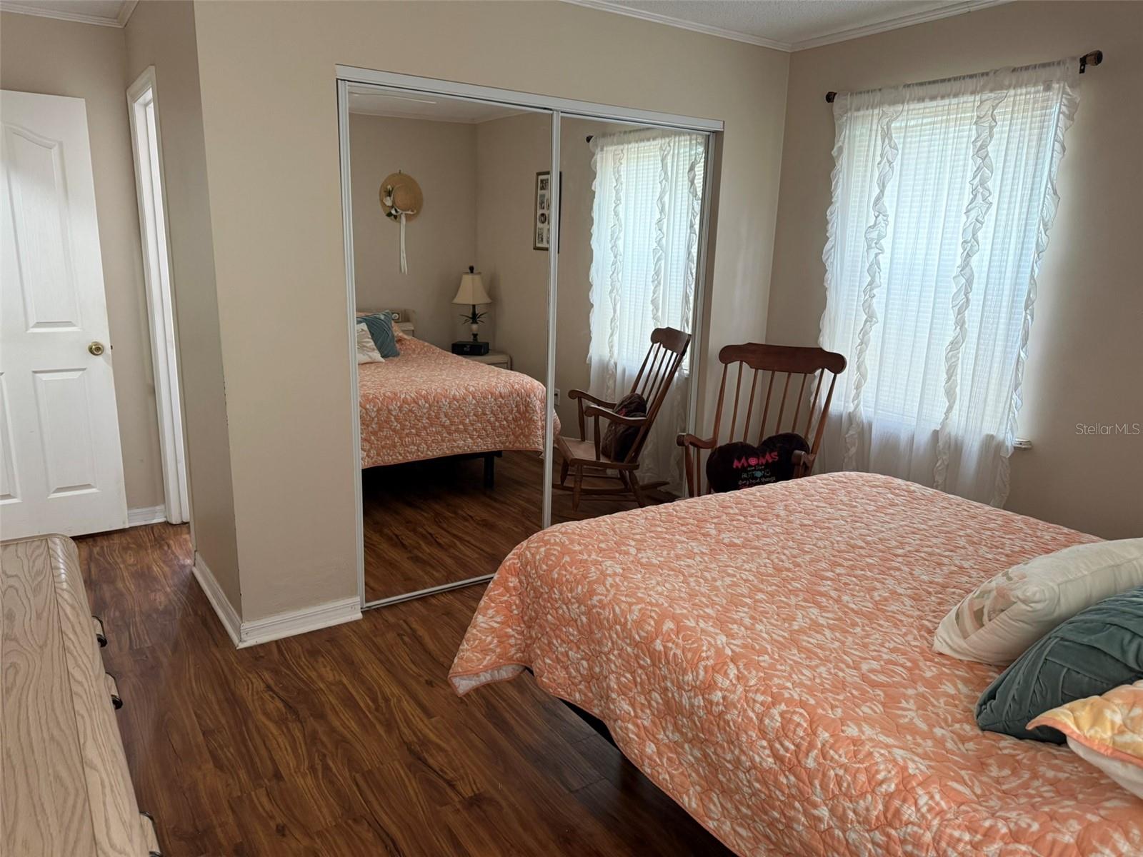 OAKBROOK VILLAGE - Residential