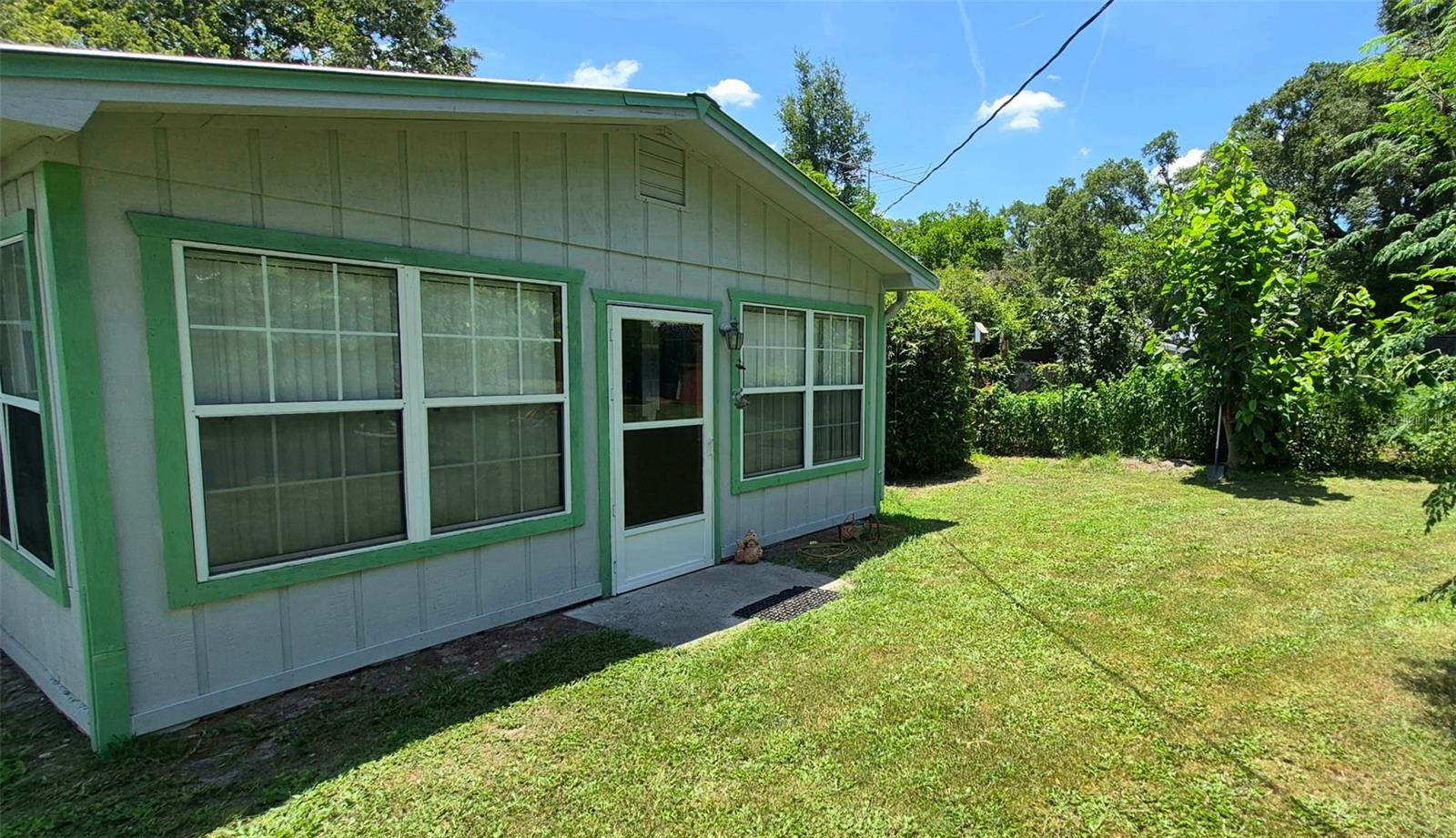 SOUTHSIDE TERRACE - Residential