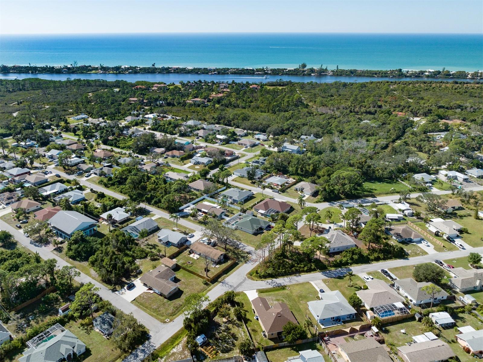 SOUTH VENICE - Residential Lease