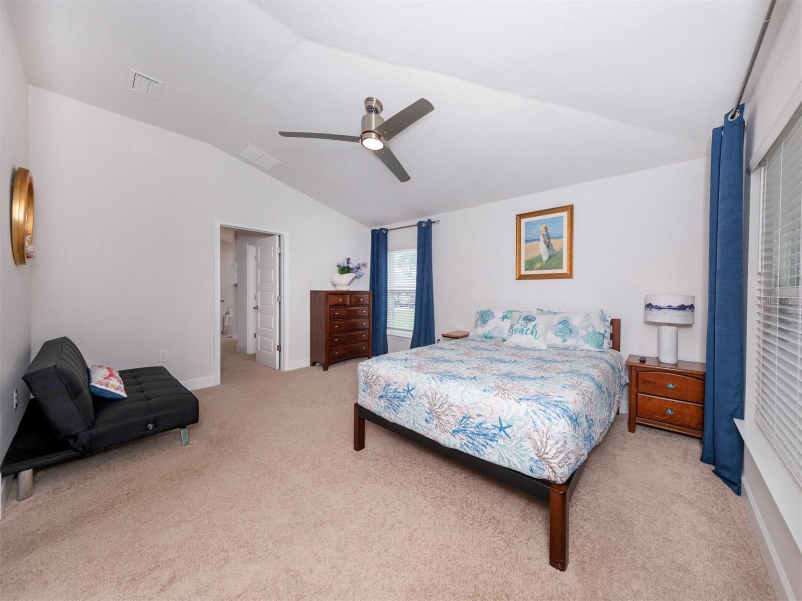 SOUTH VENICE - Residential Lease