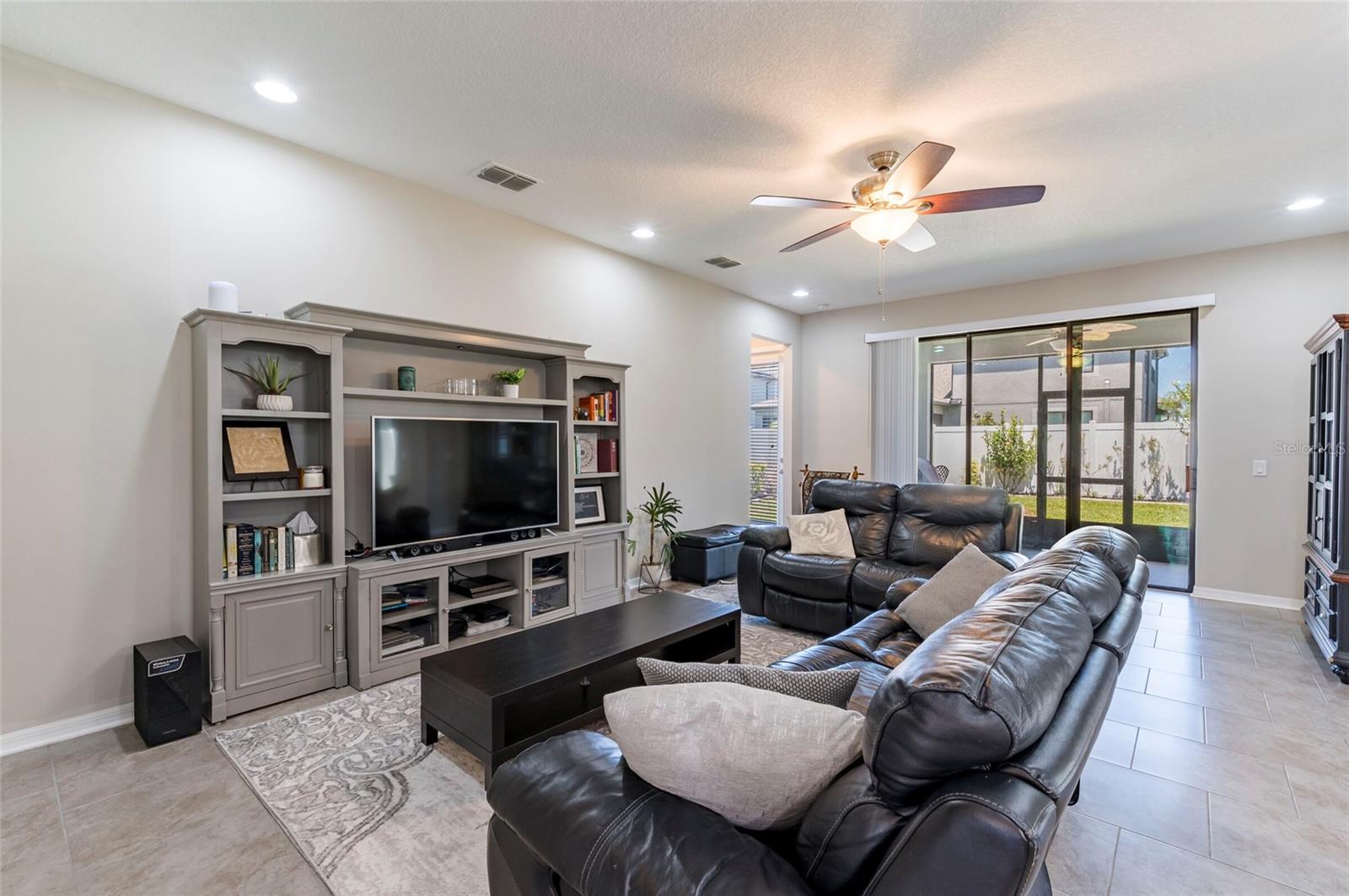CARLTON LAKES PH 1A 1B-1 AN - Residential