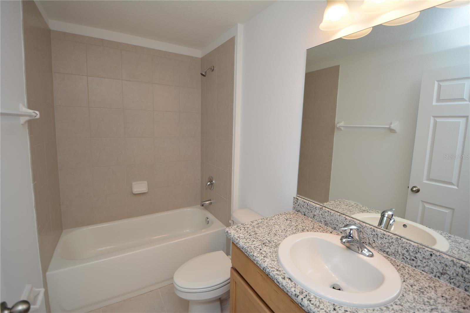 QUAIL HOLLOW - Residential Lease