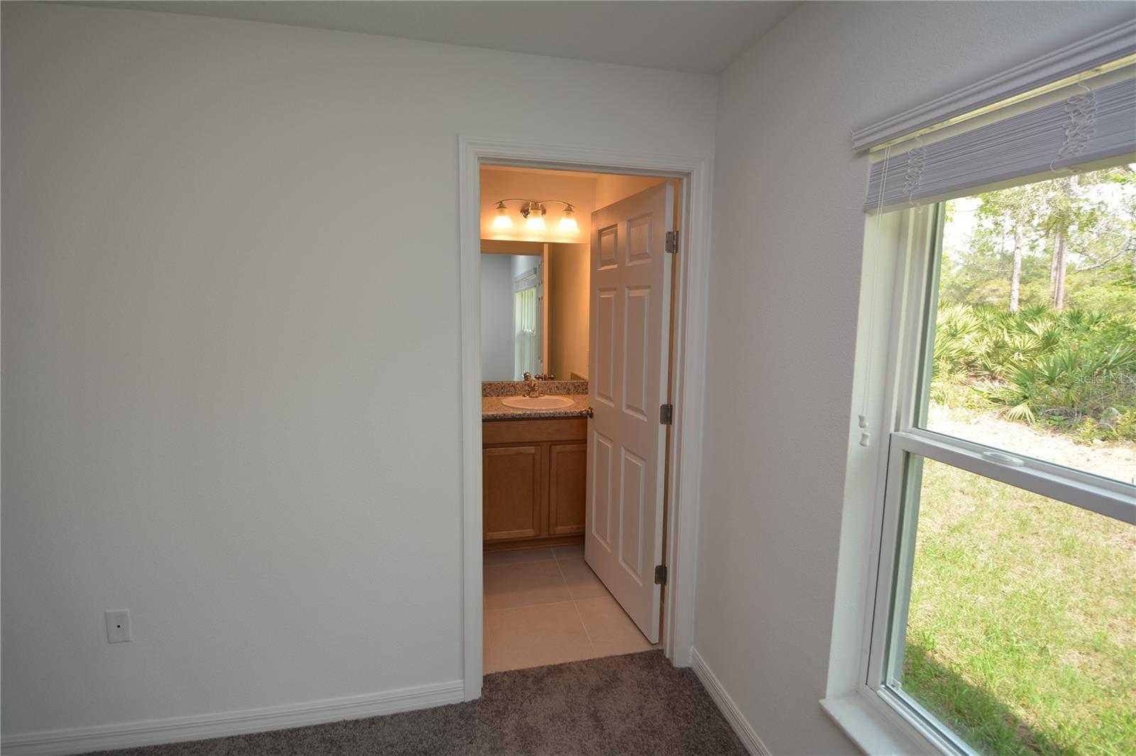 QUAIL HOLLOW - Residential Lease