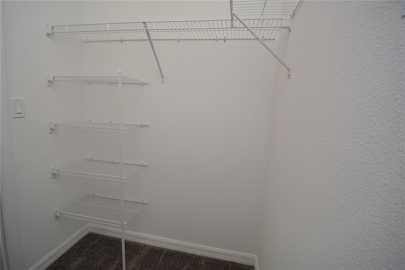 QUAIL HOLLOW - Residential Lease