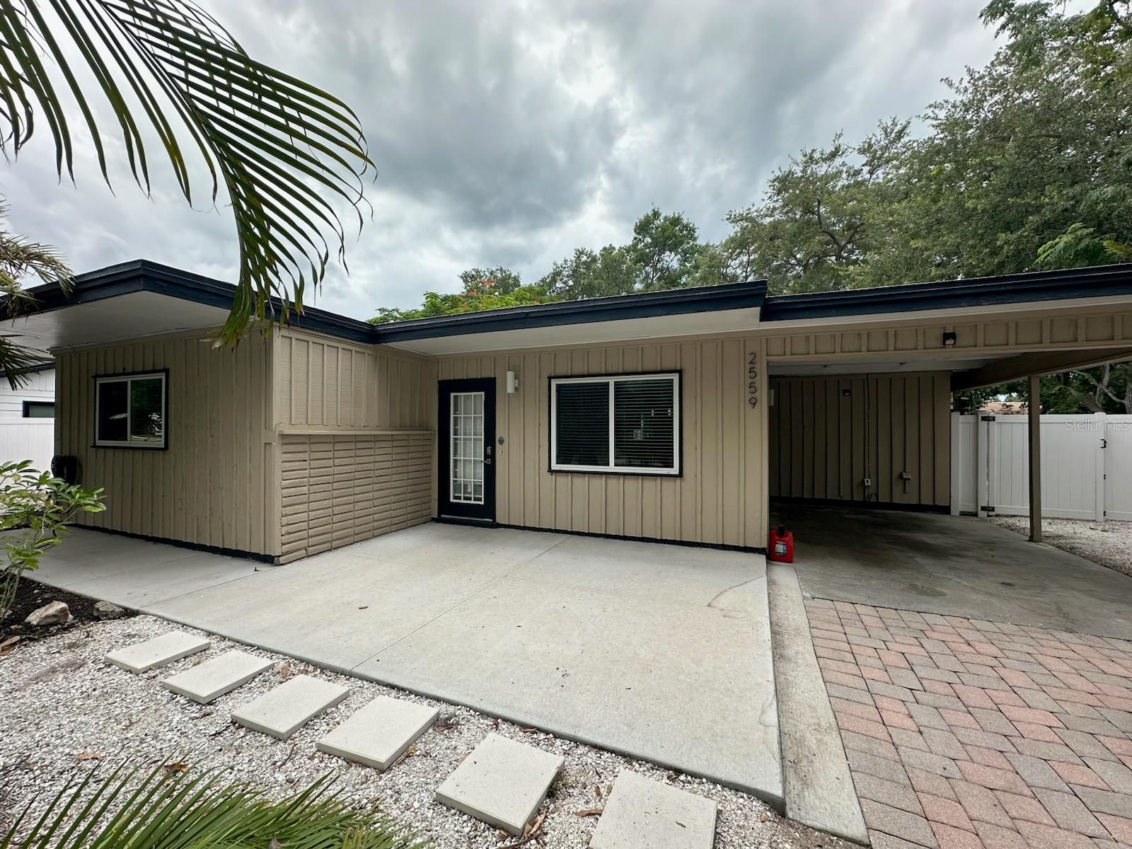 PAVER PARK ESTATES - Residential