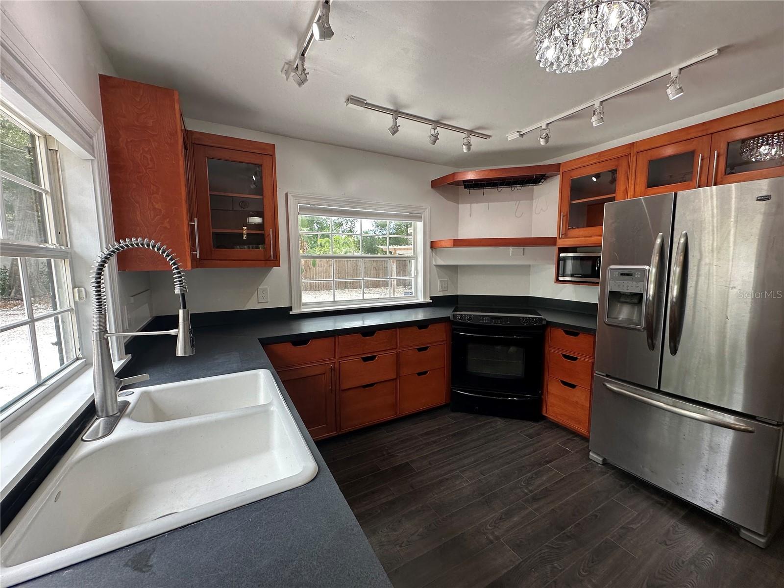 PAVER PARK ESTATES - Residential