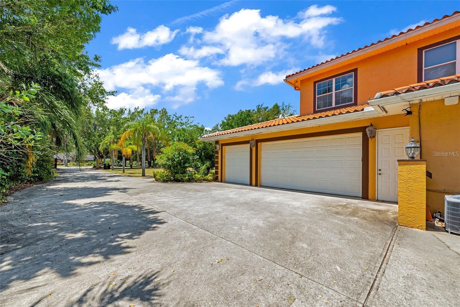 LAKE ROPER POINTE - Residential