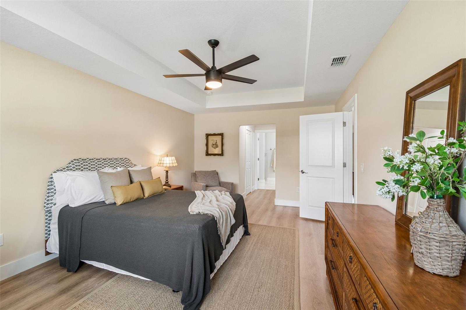 ROYAL HIGHLANDS - Residential