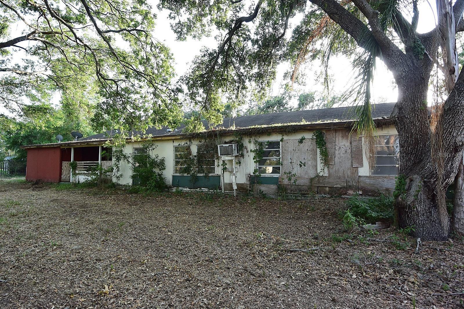 UNPLATTED - Residential
