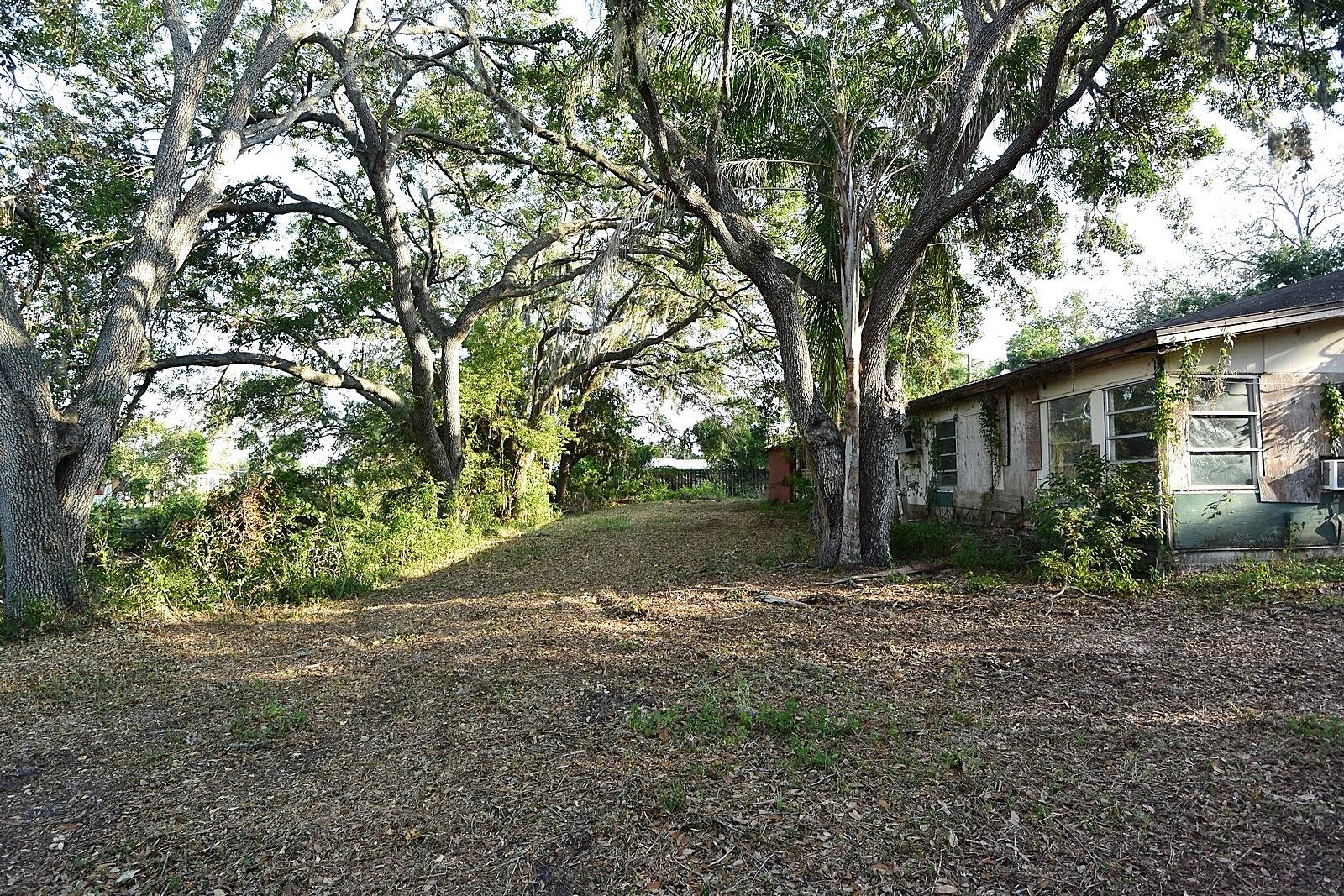 UNPLATTED - Residential
