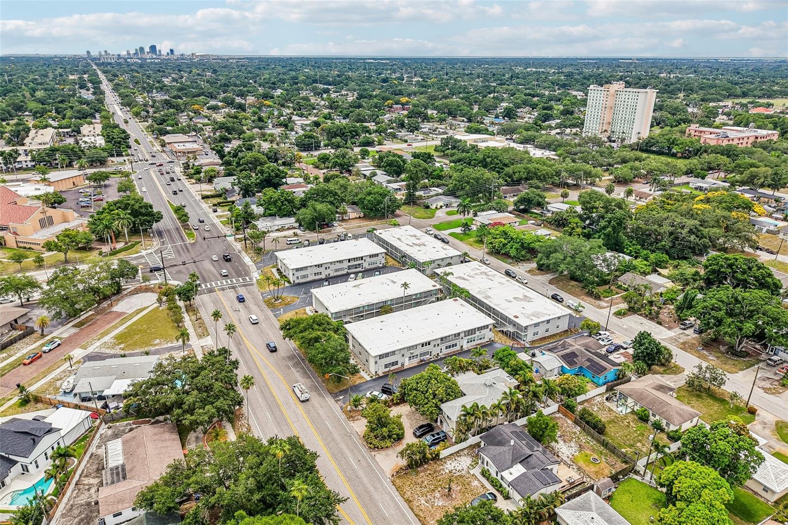 TYRONE 5TH AVE - Residential