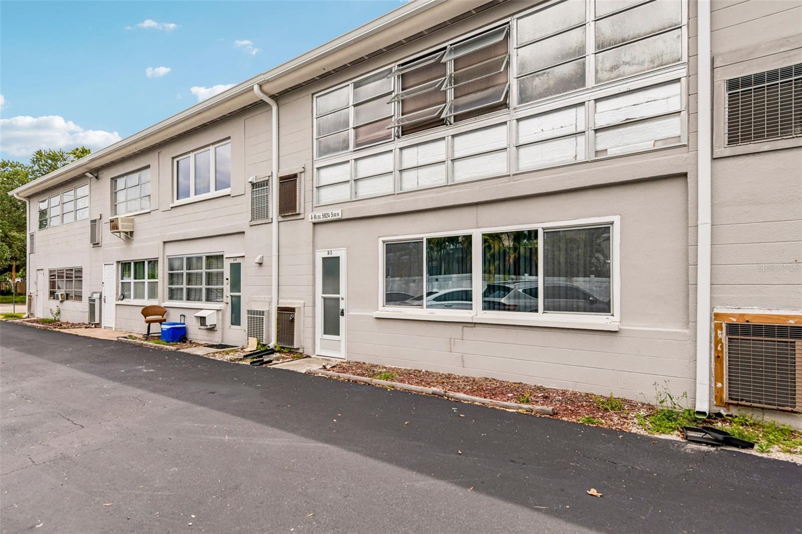 TYRONE 5TH AVE - Residential