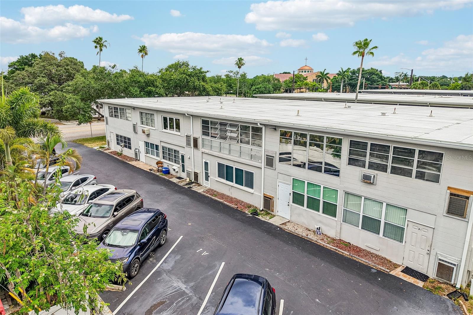 TYRONE 5TH AVE - Residential
