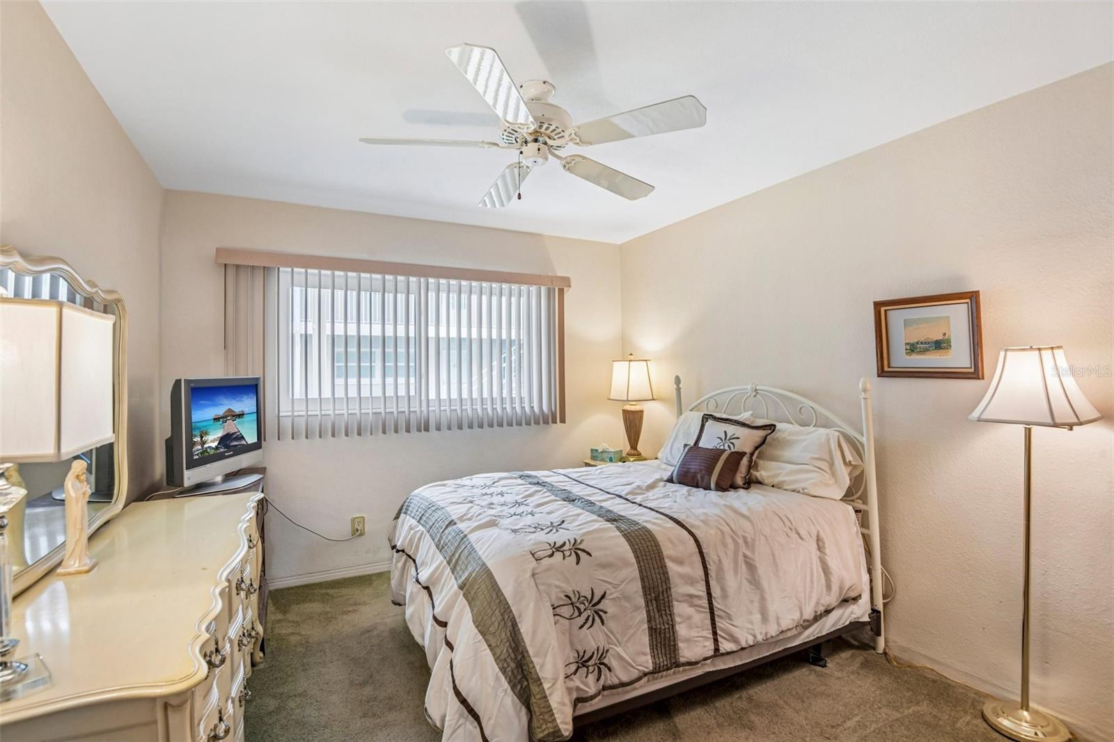 TYRONE 5TH AVE - Residential