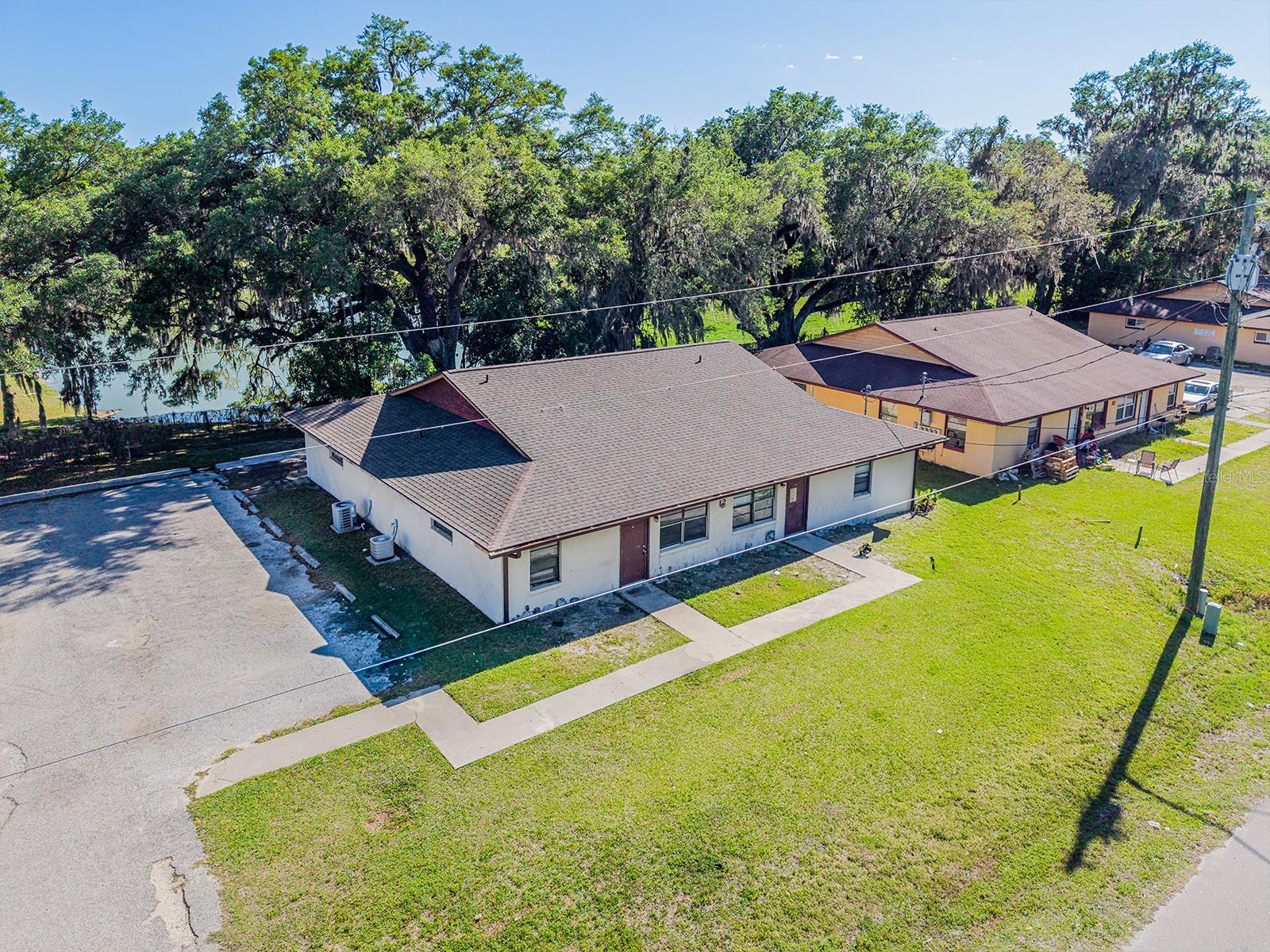 NORTH ROADS PARK - Residential Income