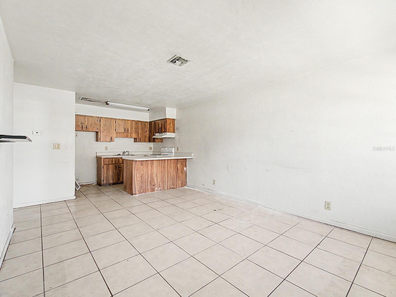 NORTH ROADS PARK - Residential Income