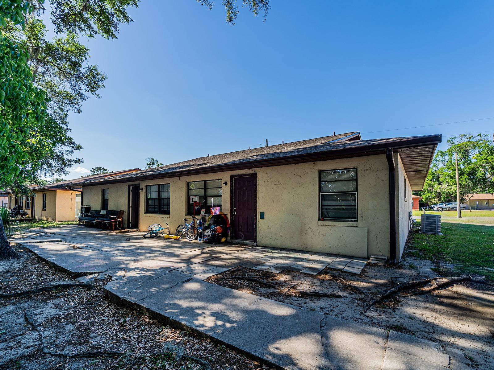 NORTH ROADS PARK - Residential Income