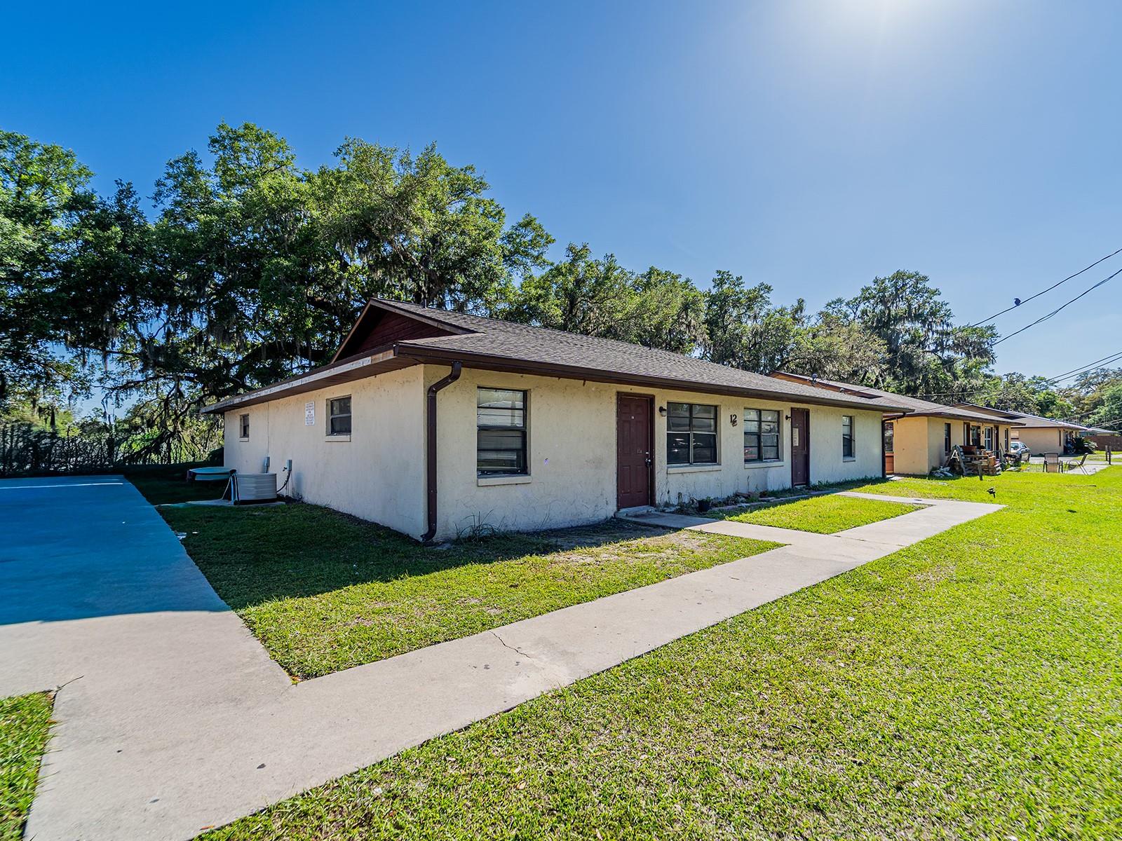 NORTH ROADS PARK - Residential Income