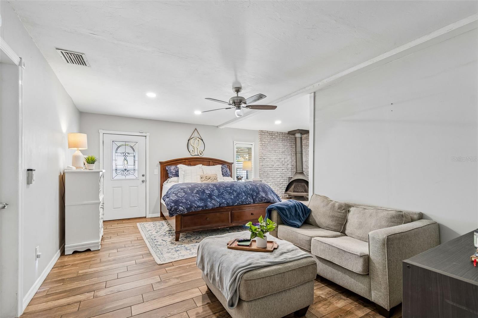 SEMINOLE LAKE VILLAGE - Residential