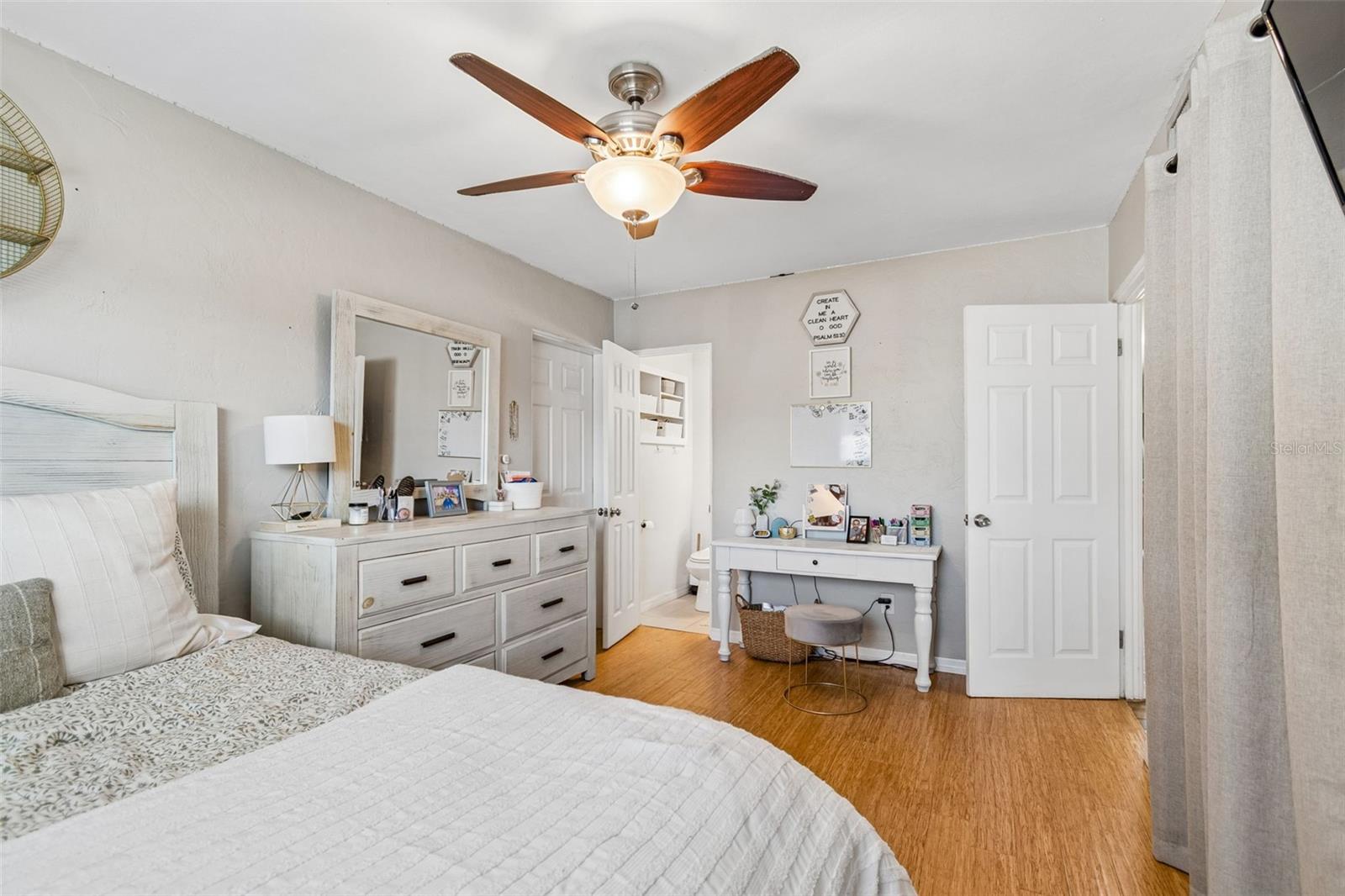 SEMINOLE LAKE VILLAGE - Residential