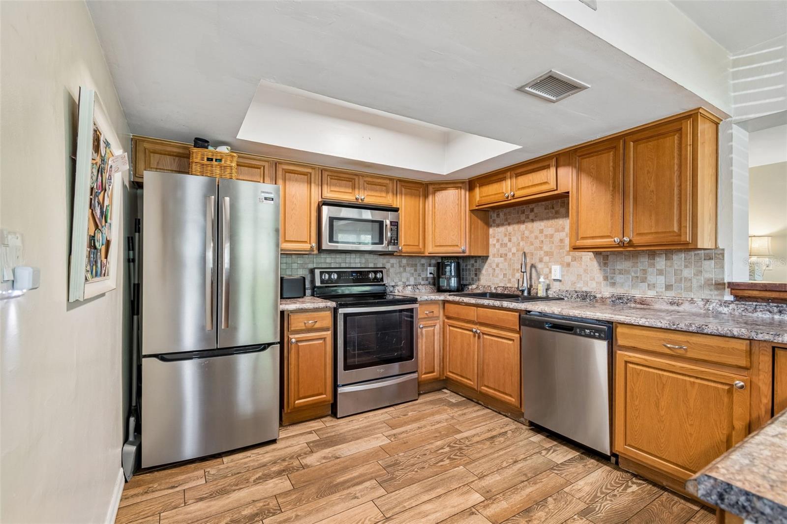 SEMINOLE LAKE VILLAGE - Residential