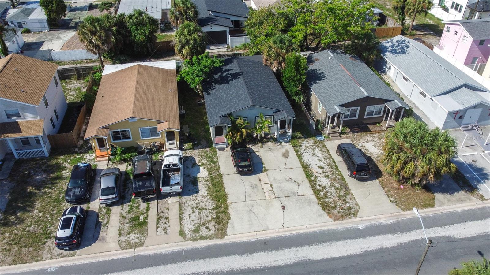 EAST ROSELAWN - Residential Income