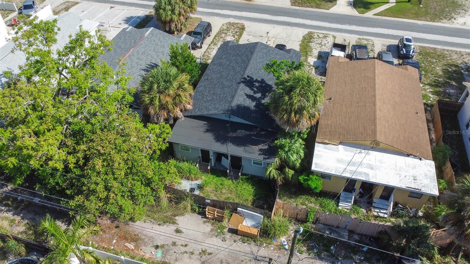 EAST ROSELAWN - Residential Income