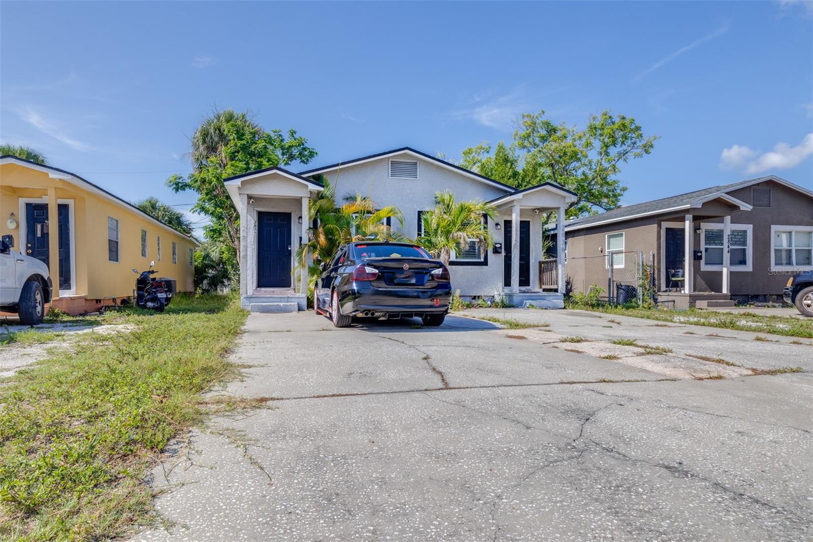 EAST ROSELAWN - Residential Income