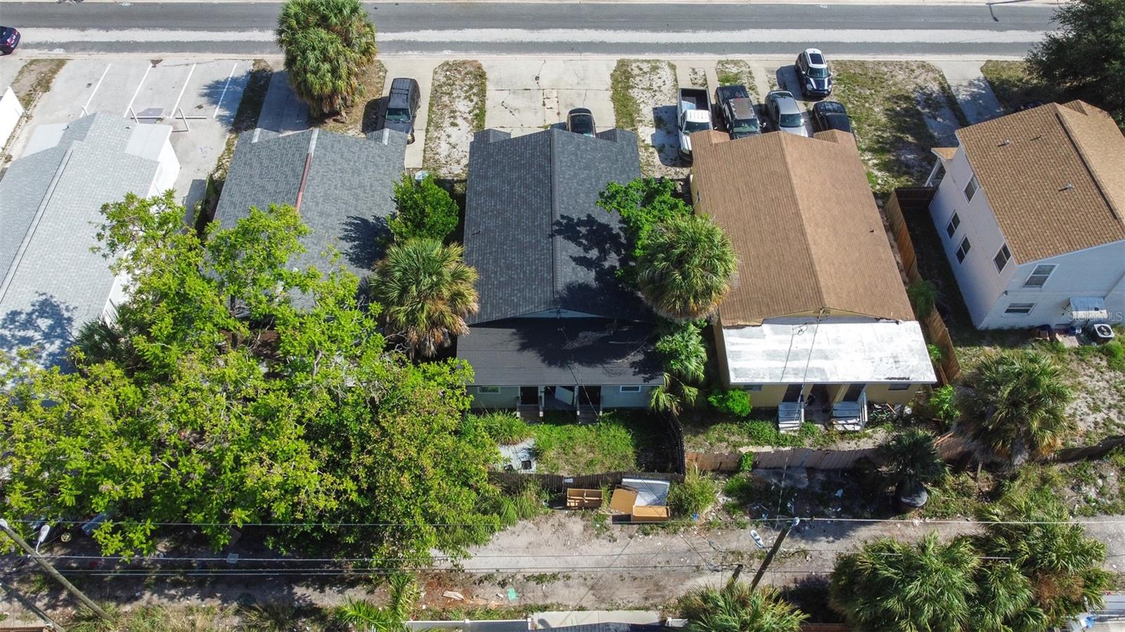 EAST ROSELAWN - Residential Income